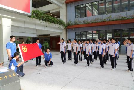 青春启航新征程！深圳北理莫斯科大学附属布心中学举行2025年度离队入团仪式