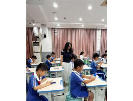妙算趣思激活力，数能飞扬展风采——洪湖小学举行“数学好玩”趣味活动