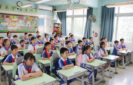 探寻新时代的大国外交​ ——深圳市南湖小学开展校长课堂第十五讲