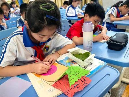 悦动心灵，积极向上——深圳市怡景小学开展2025年心理健康月活动