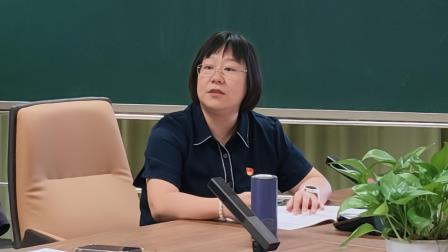 躬耕教坛启新程 青蓝相继绽芳华——翠竹外国语实验学校举行语文实习教师展示课活动