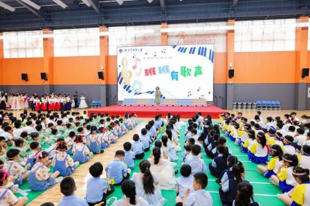 阳光 绽放 歌飞扬——深圳市怡景小学举办2025年盛夏缤纷艺术节暨“班班有歌声”合唱比赛
