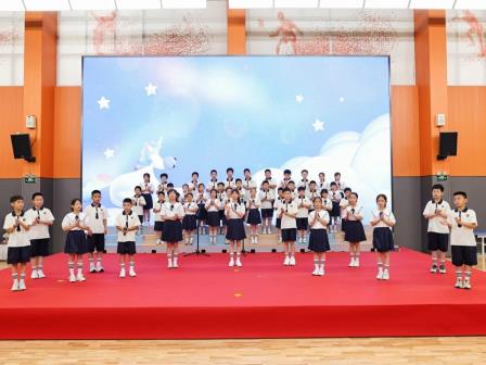 阳光 绽放 歌飞扬——深圳市怡景小学举办2025年盛夏缤纷艺术节暨“班班有歌声”合唱比赛
