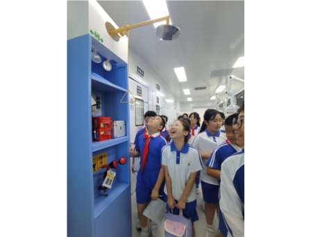 校企携手 “印” 未来 ——罗湖小学学子 探秘生物 3D打印研学之旅