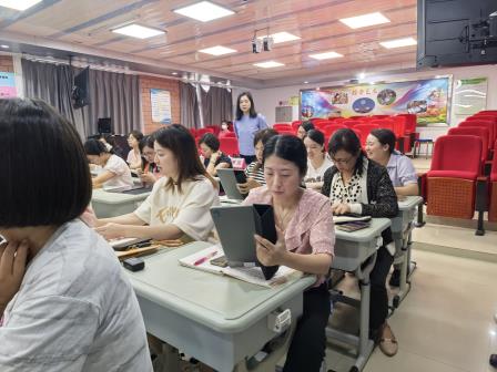 碧波小学开展 “教育 + AI” 专题培训，探索 PBL 平台教学评一体化新路径