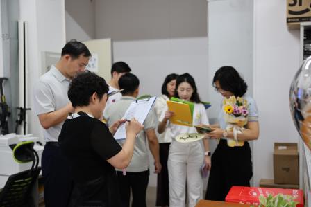 方寸之美，绽放育人风华 ——翠园东晓中学开展2025年“最美办公室”评选活动