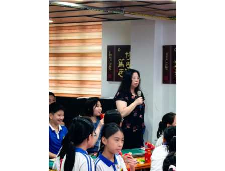 深圳市怡景小学举办“与美好同行”美术书法作品展分享会