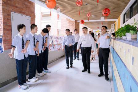 美的教室点亮美好的教育——翠园东晓创新学校成功承办 罗湖区首届京深班级文化建设展示交流暨第二届中小学班级文化博览会