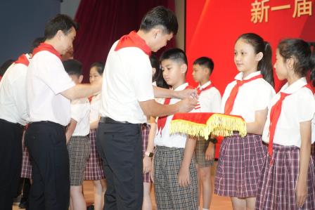 牢记党的教导 争做强国少年——中国少年先锋队深圳市翠竹外国语实验学校第八次代表大会隆重召开