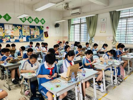 探索科技 筑梦未来 ——深圳市人民小学举办科技手工体验系列活动