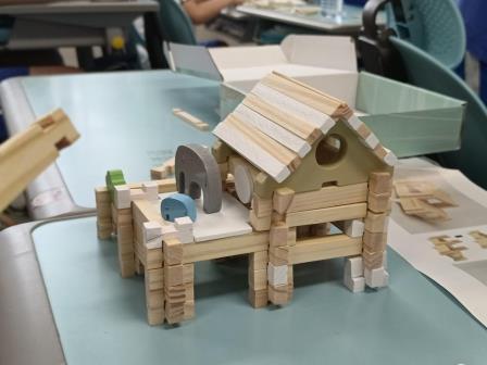 探索科技 筑梦未来 ——深圳市人民小学举办科技手工体验系列活动