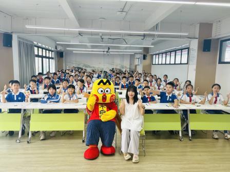 探索学科奇趣，点亮智慧之光 ——湖贝小学开展阅读活动