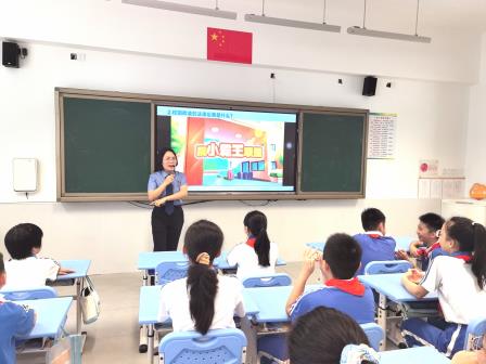 校园零欺凌  法治伴成长——校友检察官邓舒华回母校东晓小学开展法治讲座