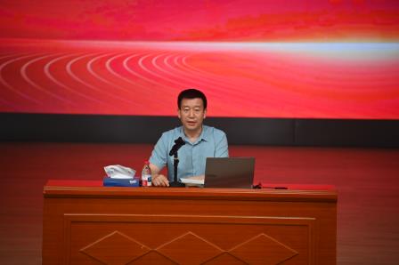 桂园师道·匠心致远 ——桂园中学深化师德师风建设 举办第二场“桂园精神”铸魂讲坛