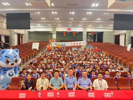 深圳市螺岭外国语实验学校 “童心护盾·无毒未来”暨“6·26”国际禁毒日宣讲活动