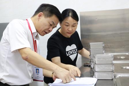 规范管理促发展，科学督导提质量——罗湖区第四责任区督学到深圳市笋岗小学开展中小学“规范管理”专项督导