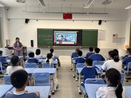 朝阳期末心理讲堂   助力学生减压赋能——东晓小学开展心理健康讲座 