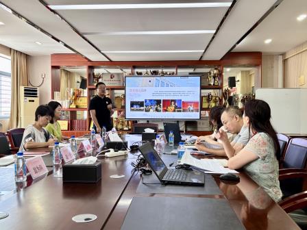 南科大附属罗湖中学迎来罗湖区第三责任区中小学“规范管理”专项督导