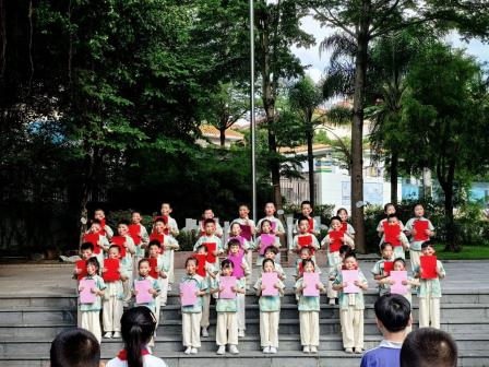 少年以歌明志 奏响逐梦序曲——深圳市怡景小学举行第十九周国旗下展示