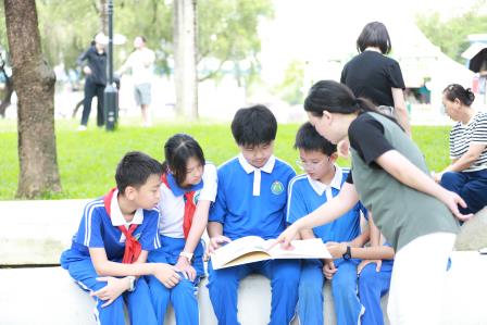 洪湖小学“创意表达公园之美”课程落地：真实情境+跨学科融合，开启美育实践新样态