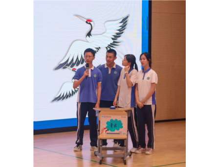 诗韵飘香，“语”你同行——未来学校初二年级诗词大会圆满落幕