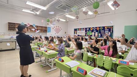 家校携手 共育未来——新华外国语学校举办2024—2025学年第二学期家长会