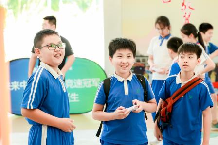 红岭小学·创心课程｜“每周半天计划”之探秘无人机基地