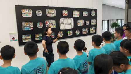 美育一件事——罗芳小学师生参观“与美好同行”十校学生美术书法作品展