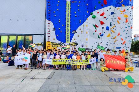 松风劲吹联赛制展雄姿 泉韵轻扬模块化传捷报 ——深圳市松泉实验学校体育赛事多点开花，斩获佳绩