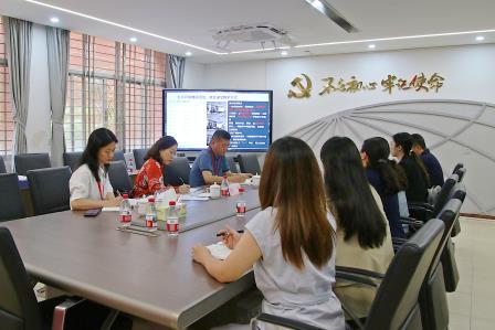 罗湖区第七责任区督学到螺岭锦星学校开展6月中小学“规范管理”专项督导