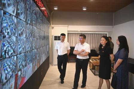 区教育局领导率队视察桂园中学中考考点组织及校园工程进展