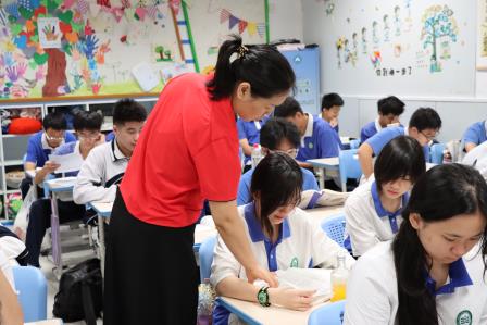 雨中的温暖BUFF！2025年深圳中考首日，翠园文锦中学硬核送考全纪实