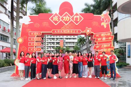 雨中的温暖BUFF！2025年深圳中考首日，翠园文锦中学硬核送考全纪实