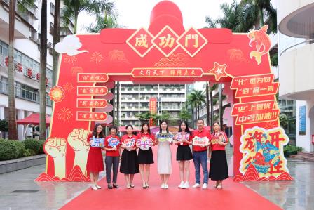 雨中的温暖BUFF！2025年深圳中考首日，翠园文锦中学硬核送考全纪实
