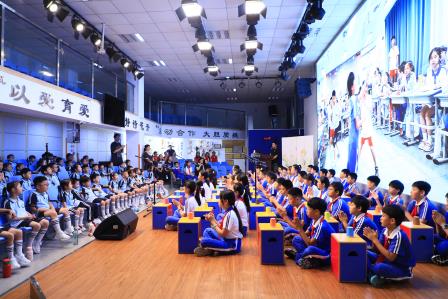 以歌润心 以乐聚力——深圳市仙桐实验小学举行期末主题升旗仪式
