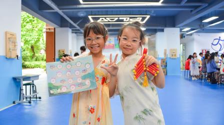 “智”乐书海，FUN“诗”精彩——深圳市景贝小学开展一、二年级学科素养综合评价活动