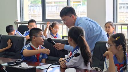 每周半天计划 | 探秘城市“水心脏”：螺岭师生走进罗芳净化厂