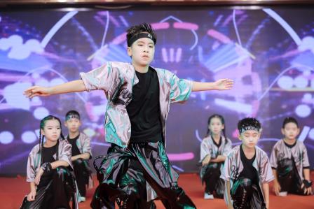 童韵端午双节共庆，美育之花绽放校园——深圳市碧波小学社团成果嘉年华圆满举行