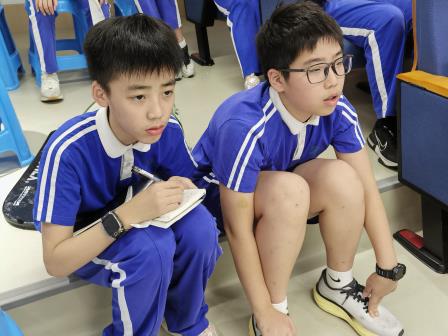 “数智之光”六年级擂台赛