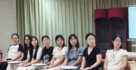 畅谈时光·灵感对话—— 翠竹外国语实验学校开展师徒交流活动
