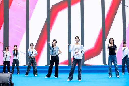 美·不止一面  ——翠园文锦中学第三十四届校园文化艺术节展演活动圆满落幕
