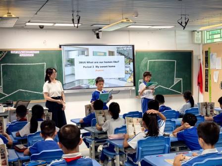 深圳市怡景小学英语科组携手罗湖区黄小梅名师工作室开展“怡景杯”课堂教学专家指导活动