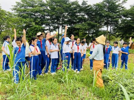 美育浸润校园，科学守护绿意 ————翠北集团“手植春光，心育未来”校外实践课程（第4期）暨行走的思政课（第29期）
