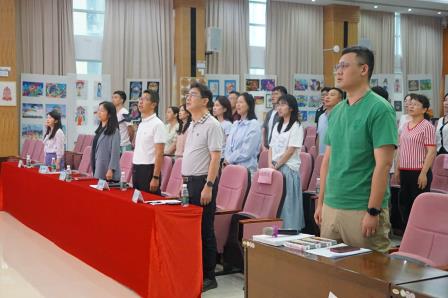 罗湖小学召开第八届第二次教职工代表大会