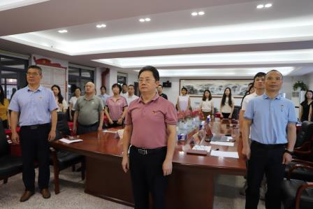 党员大会聚焦换届选举，共绘幸福向西发展蓝图