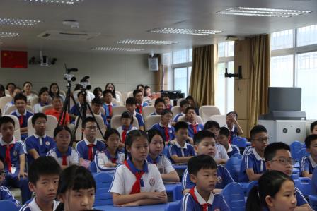 星光闪耀，梦想启程——新秀小学2024-2025学年度第二学期散学典礼暨法治安全教育活动圆满举行
