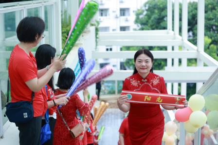 筑梦扬帆起 奋斗向未来------深圳市罗湖未来学校2026届初三入楼仪式