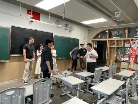 香港天主教石钟山纪念小学校长到访罗湖外语小学，共探教育合作新机遇