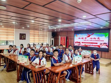 深圳市怡景小学举行一年级新队员入队仪式