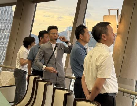 特区精神映初心，廉政清风润杏坛 ——深圳市翠园文锦中学党总支开展“行走的廉政课”主题党日活动